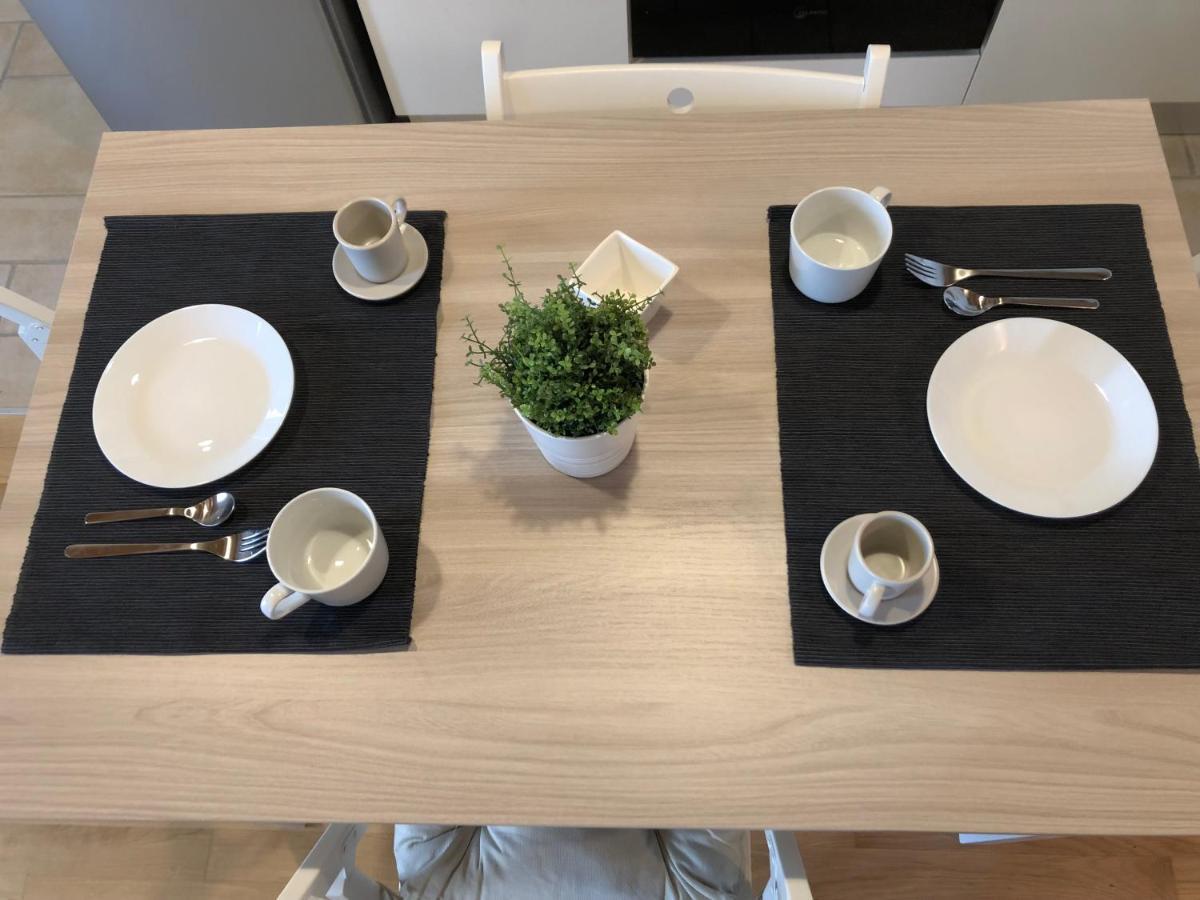 Interno 1 Apartment เตรวิโซ ภายนอก รูปภาพ